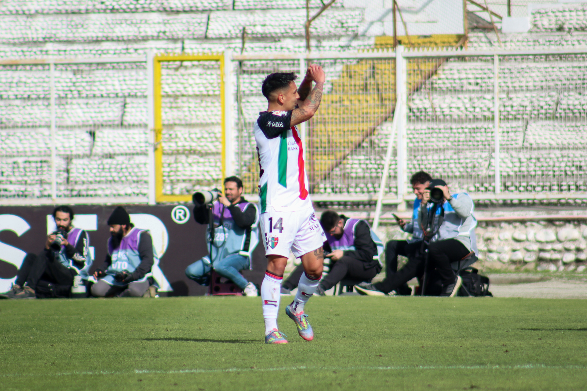 Palestino se alza en la cima con triunfo en La Cisterna