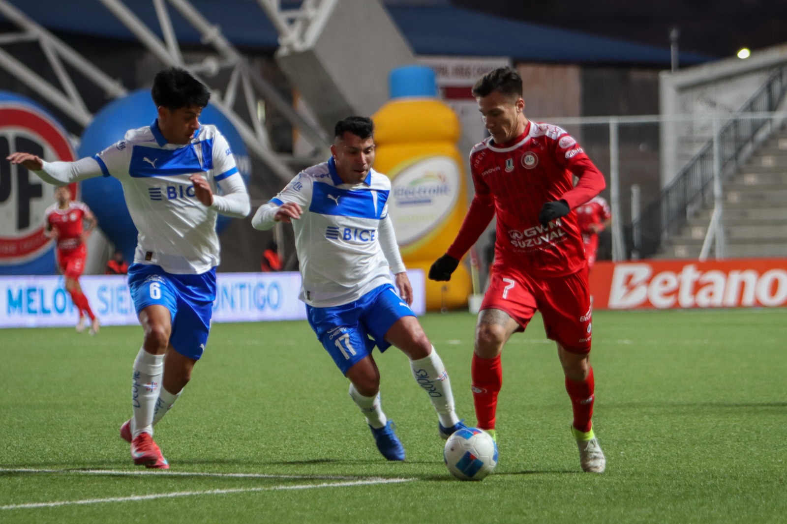 La Calera y la UC reparten puntos en el inicio de la fecha
