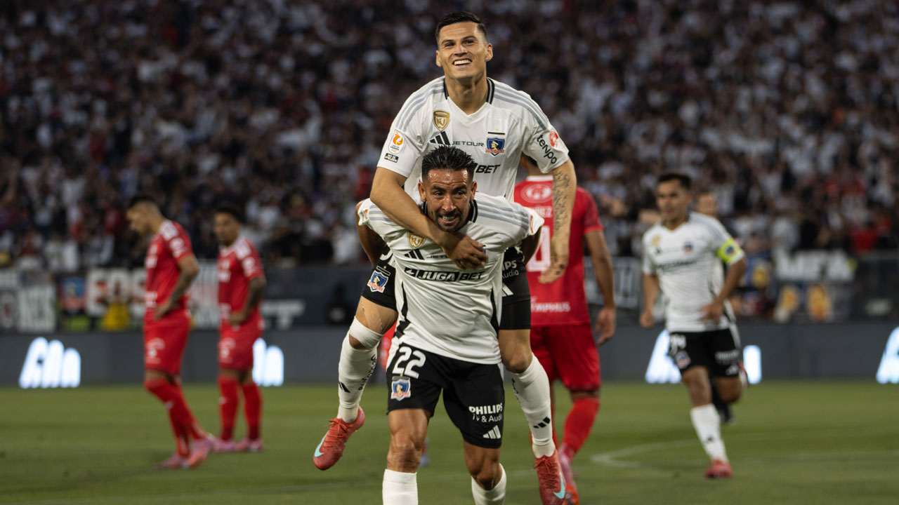 Colo Colo gana y se mete en la pelea por jugar la Sudamericana