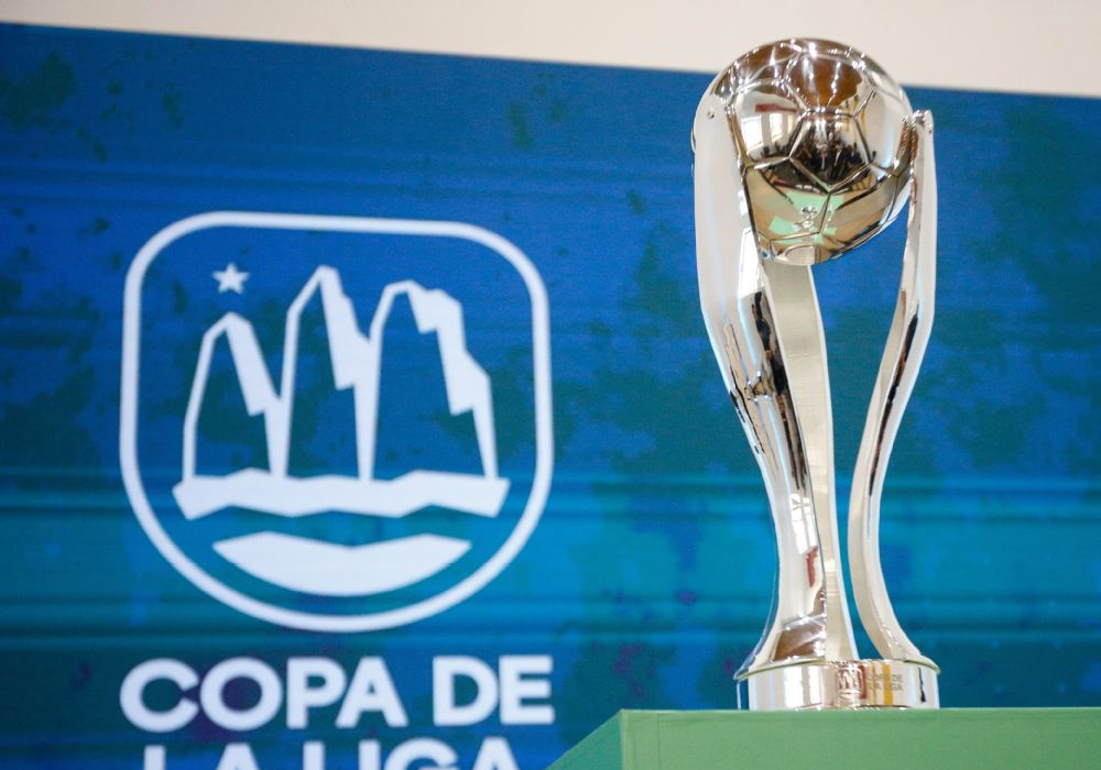Las regiones se toman las semifinales de la Copa de la Liga